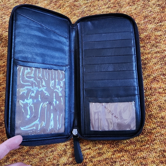 Checkbook wallet - Picture 8 of 9